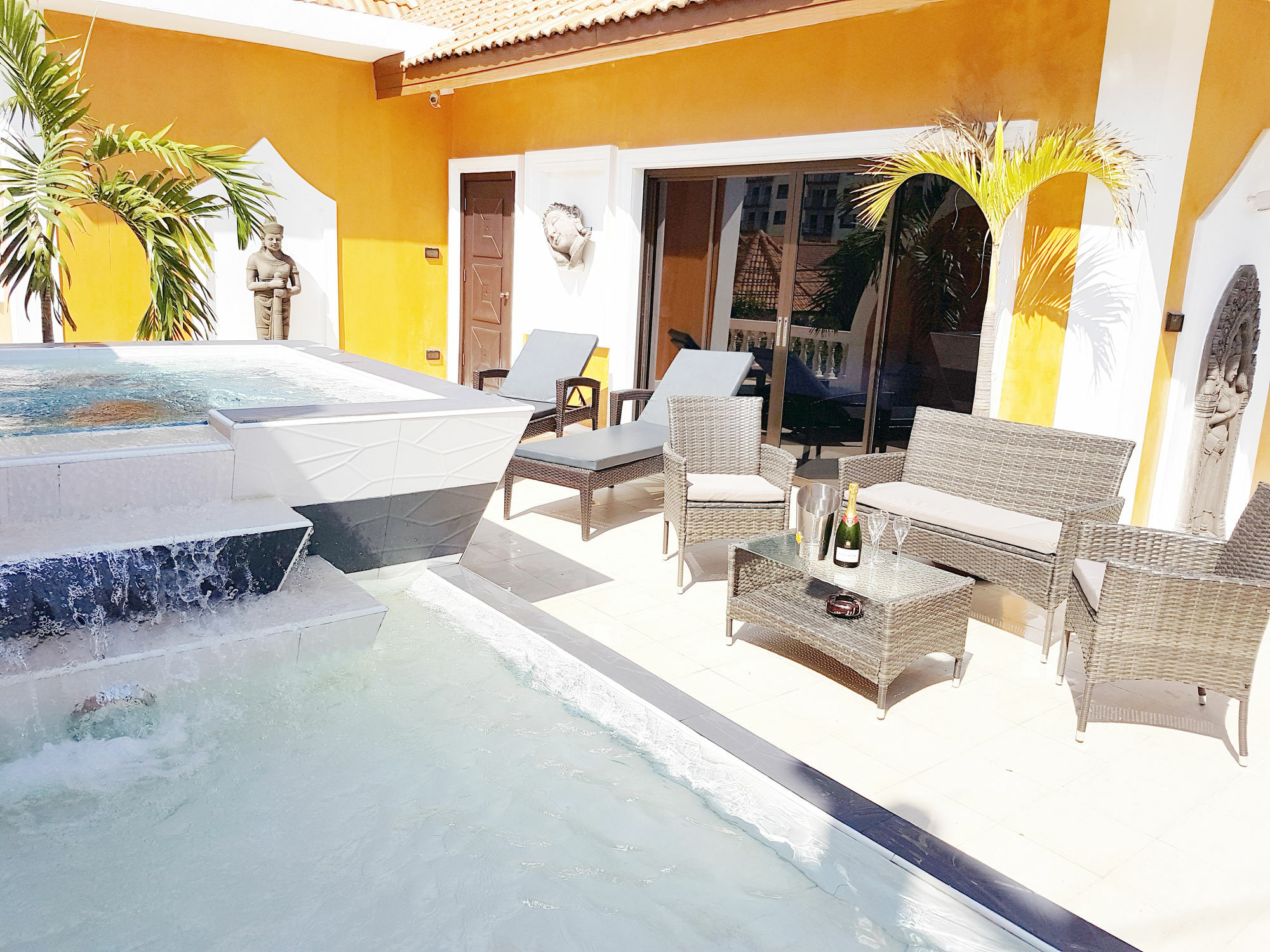 Hideland - The Luxury Tropical Villa 芭達亞 外观 照片
